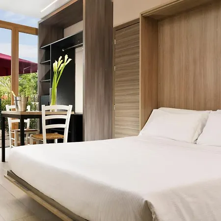 Antico Podere San Francesco Hotel apartamentowy 2*
