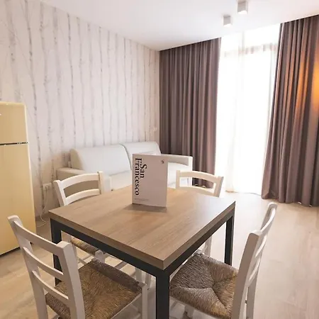 San Francesco Country Aparthotel 4*