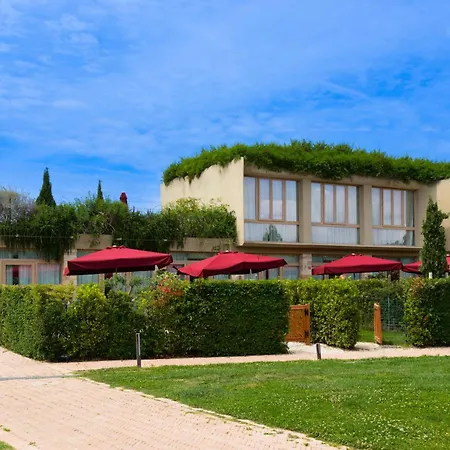 Antico Podere San Francesco 2* 瓦达