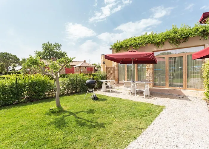 Antico Podere San Francesco Lägenhetshotell 4*